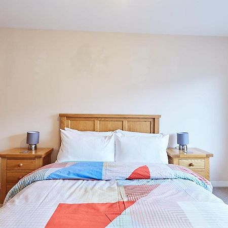 Etive, Beautiful Lochside Apartment With Balcony Fort William Ngoại thất bức ảnh