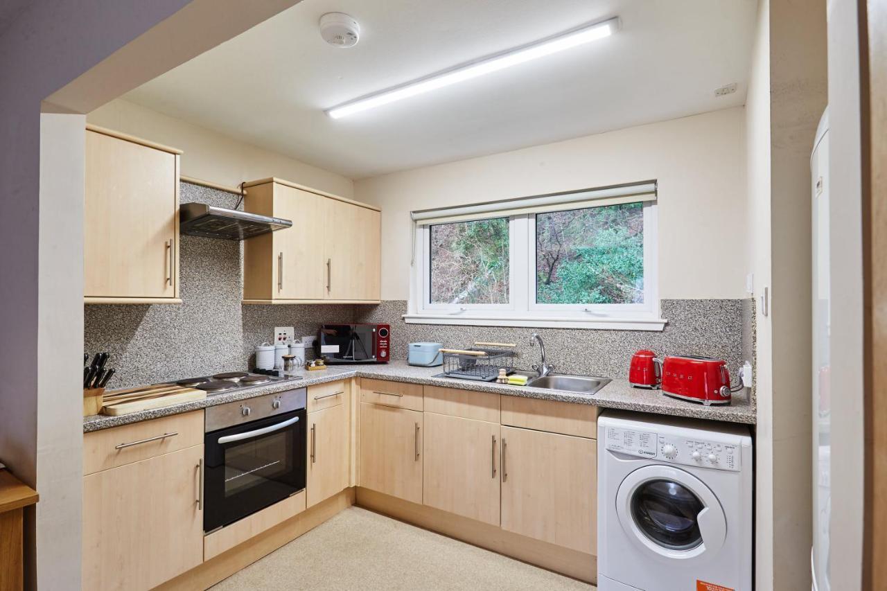 Etive, Beautiful Lochside Apartment With Balcony Fort William Ngoại thất bức ảnh